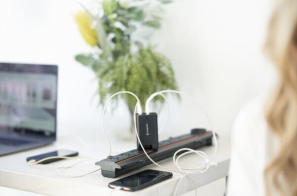 Omega: Worlds First & Smallest 200W & 100W GaN USB-C Charger by
